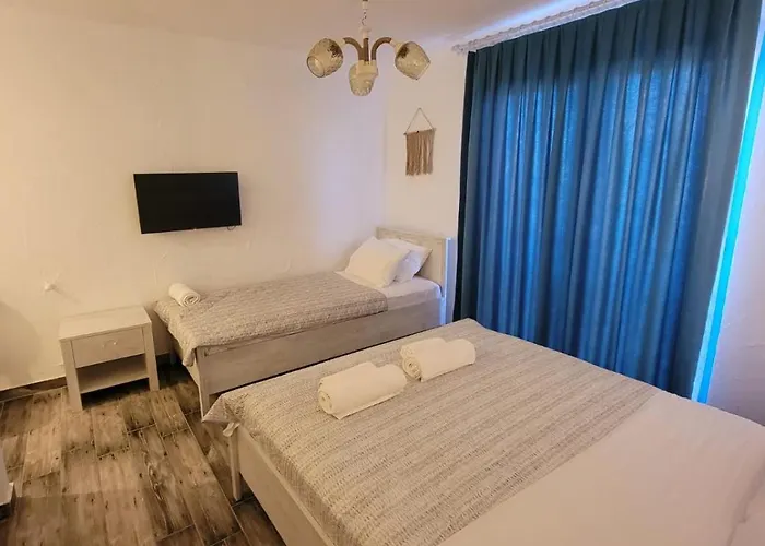 Paris Alacati Butik